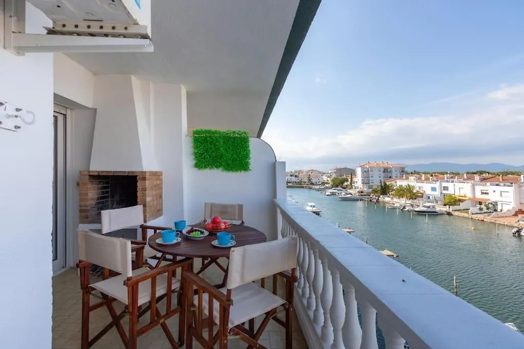 Centrico, Tranquilo, Playa Port Emporda Apartment Empuriabrava Spain